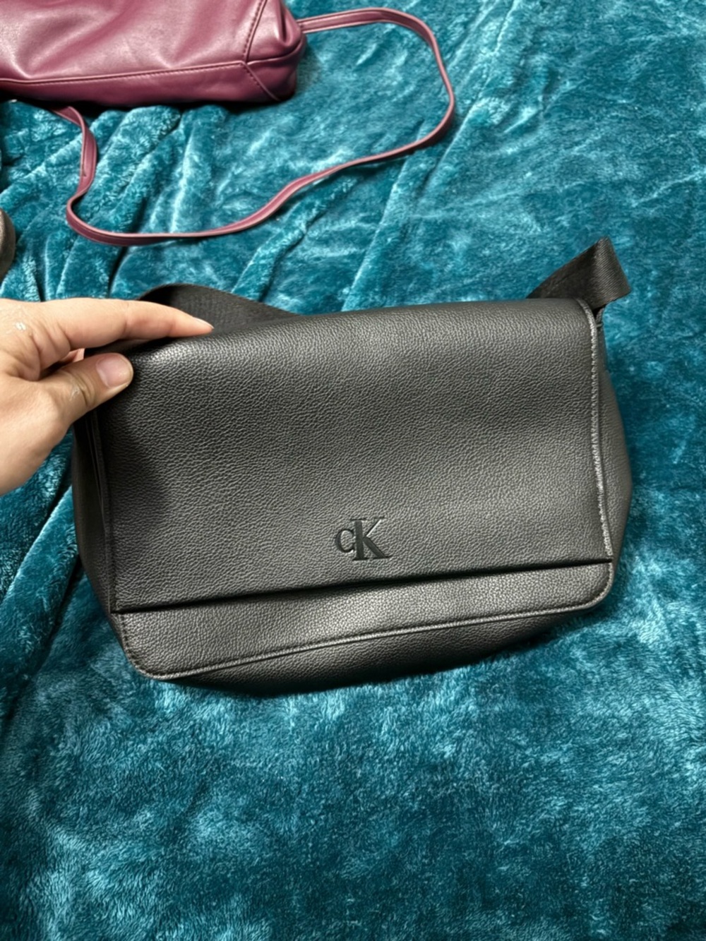 Calvin Klein Black Pebbled Leather Shoulder/Crossbody Bag